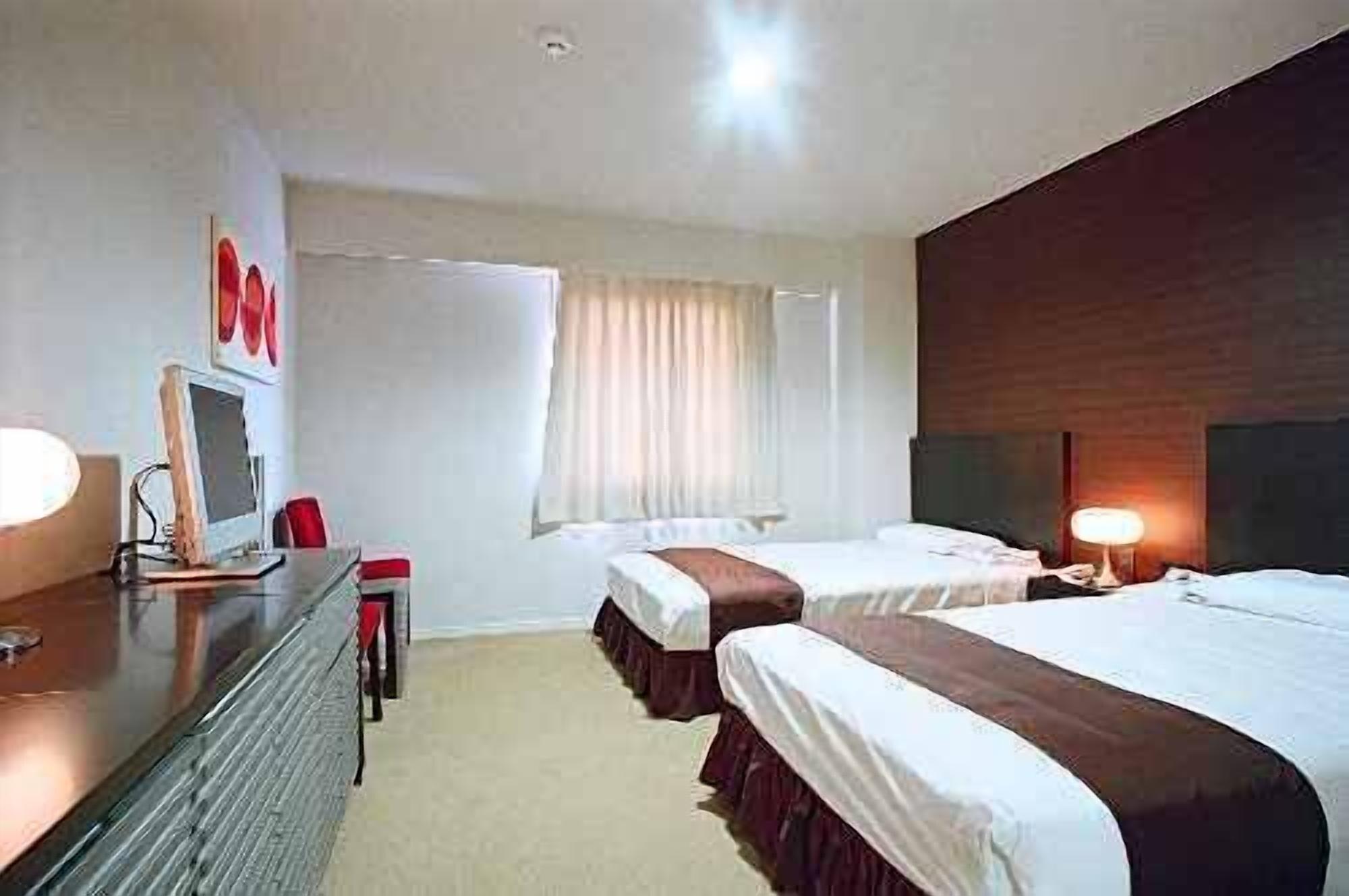 Kokusai Hotel Jamagucsi Kültér fotó